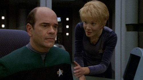 Star Trek: Voyager - S3E18: Darkling