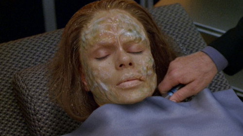 Star Trek: Voyager - S5E17: Course: Oblivion