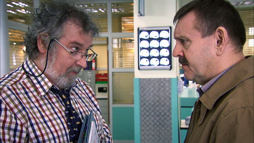 Holby City - S16E32: Keeping Mum