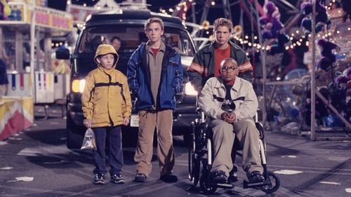 Malcolm in the Middle - S2E23: Carnival