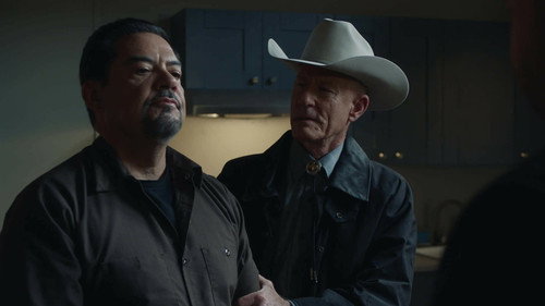 Blue Bloods - S13E15: Close to Home