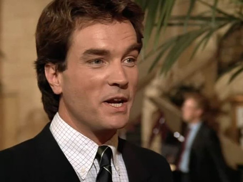 Murder, She Wrote - S4E11: Doom with a View