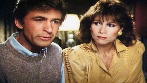 Knots Landing - S6E20: The Emperor's Clothes
