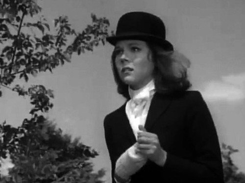 The Avengers - S4E14: Silent Dust