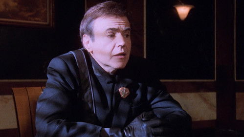 Babylon 5 - S4E21: Rising Star
