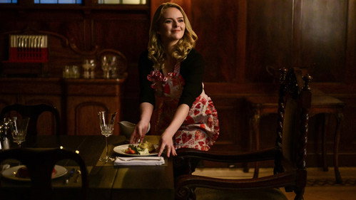 Supergirl - S5E17: Deus Lex Machina