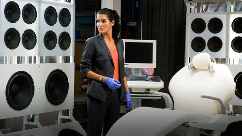 Rizzoli & Isles - S5E14: Foot Loose