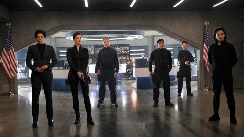 Supergirl - S4E17: All About Eve