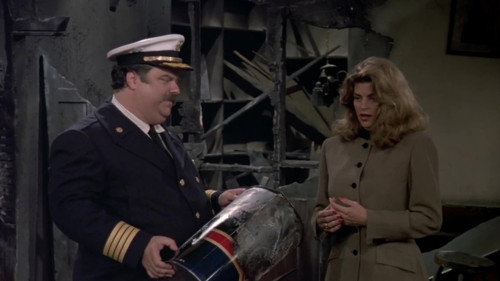 Cheers - S11E1: The Little Match Girl