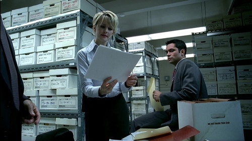 Cold Case - S1E8: Fly Away