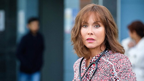 Casualty - S35E1: When the Earth Stood Still