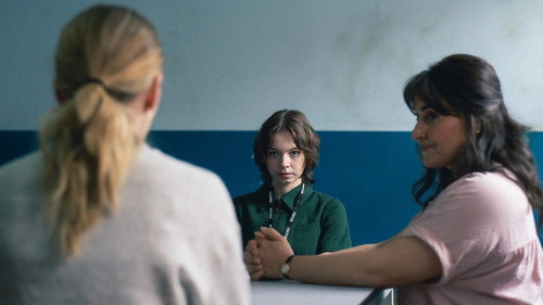 A Good Girl's Guide to Murder - S2E1: Episode 1