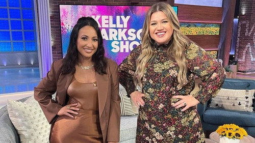 The Kelly Clarkson Show - S3E87: Ike Barinholtz, Francia Raisa