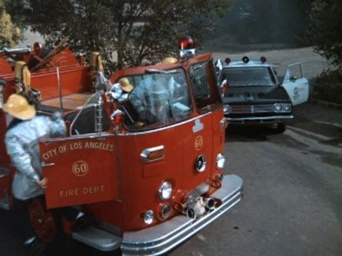 Adam-12 - S3E10: Log 135: Arson
