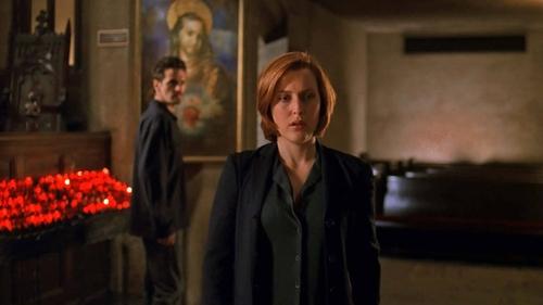 The X-Files - S6E18: Milagro