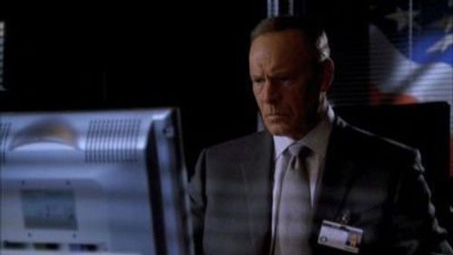 Criminal Minds - S1E21: Secrets and Lies