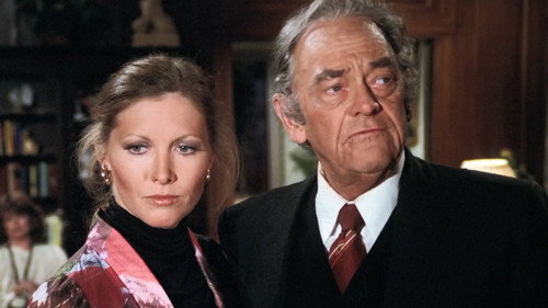 Dallas - S2E22: The Outsiders