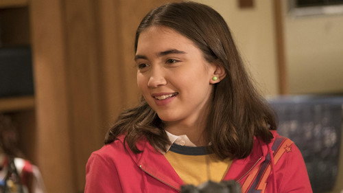 The Goldbergs - S5E5: Jackie Likes Star Trek