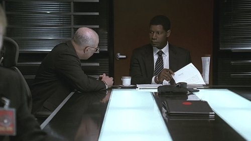24 - S2E17: Day 2: 12:00 A.M.-1:00 A.M.