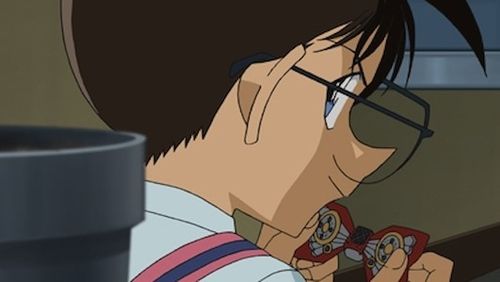 Detective Conan - S1E581: The Target of Shaking Red