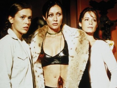 Charmed - S2E9: Ms. Hellfire