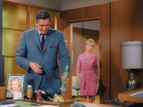 Bewitched - S2E14: Speak the Truth