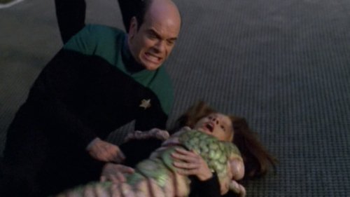 Star Trek: Voyager - S5E8: Nothing Human
