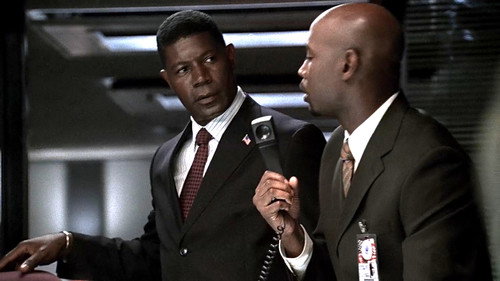 24 - S3E11: Day 3: 11:00 P.M.-12:00 A.M.