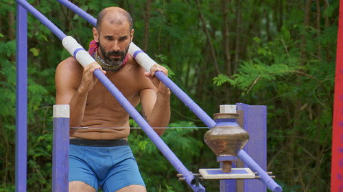 Survivor - S38E9: Blood of a Blindside