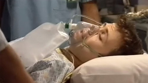 Casualty - S14E30: Being There (2)