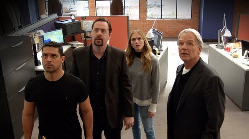 NCIS - S15E18: Death from Above