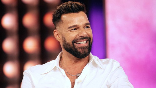 The Kelly Clarkson Show - S5E105: Ricky Martin, Rebecca Hall, Paris Paloma