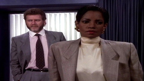 Falcon Crest - S6E24: Body and Soul