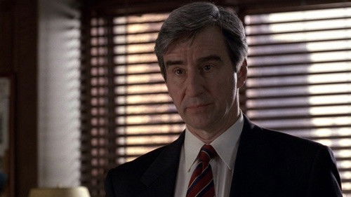 Law & Order - S8E17: Carrier