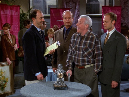 Frasier - S7E7: A Tsar is Born