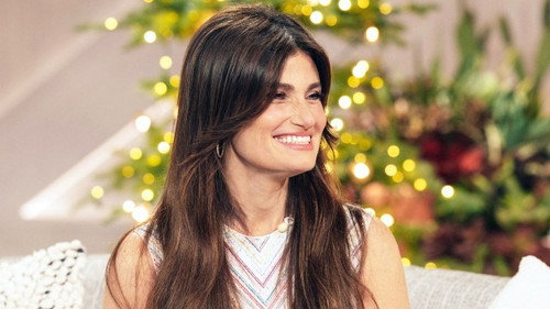 The Kelly Clarkson Show - S4E57: Idina Menzel, Theo James, Asi Wind, 49 Winchester, Carson Daly