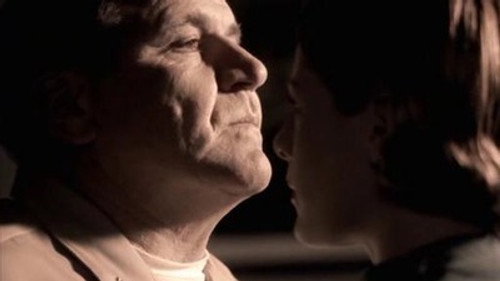 JAG - S3E16: Chains of Command