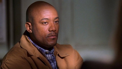 NYPD Blue - S12E11: Bale Out