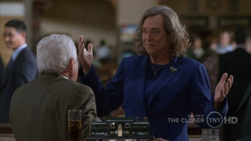 The Closer - S5E14: Make Over