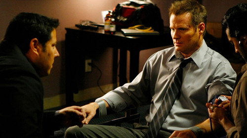Heroes - S3E17: Cold Wars