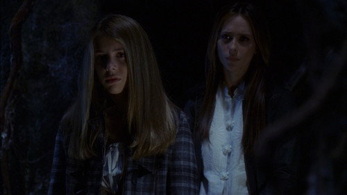 Ghost Whisperer - S3E9: All Ghosts Lead to Grandview