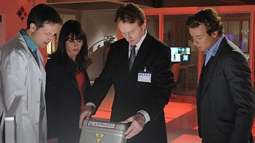 The Mentalist - S2E16: Code Red