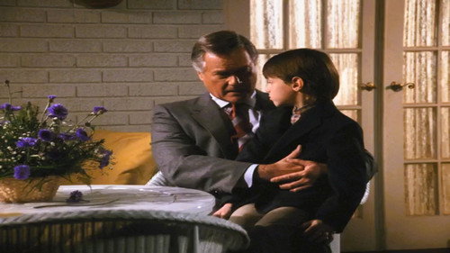 Dallas - S10E26: Ruthless People