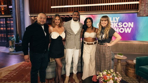 The Kelly Clarkson Show - S5E62: Chrissy Teigen, David Chang, Bianca Belair, Montez Ford