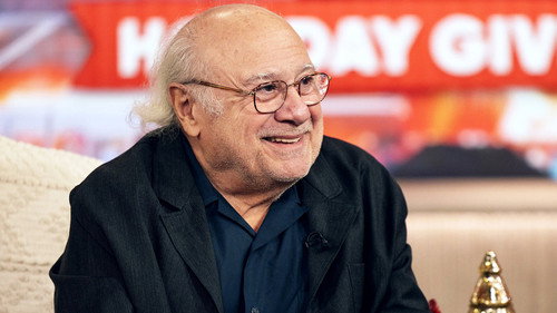 The Kelly Clarkson Show - S5E48: Danny DeVito, Lauren Daigle