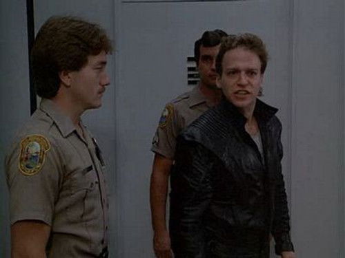 Miami Vice - S2E15: Little Miss Dangerous