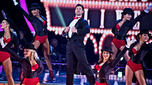 Dancing with the Stars - S23E12: Week 9: Showstoppers Night
