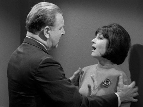 Perry Mason - S8E27: The Case of the Duplicate Case