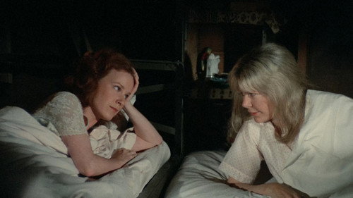 M*A*S*H - S5E5: The Nurses