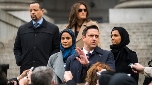 Law & Order: Special Victims Unit - S18E21: Sanctuary (2)